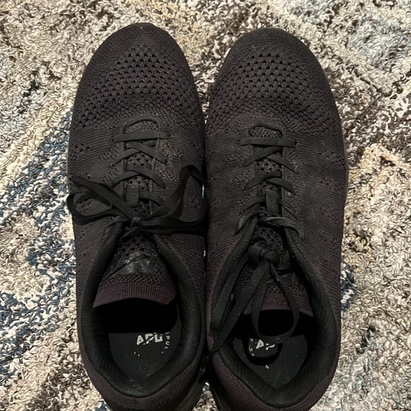 APL Sneakers - Picture 3 of 5